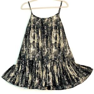*Urban Outfitters abstract black / tan minidress Kimchi S